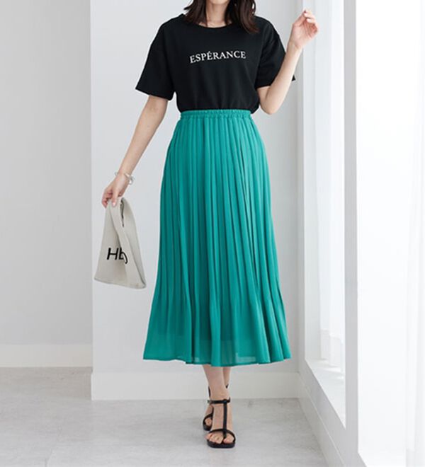 BELLUNA（ベルーナ）の「ジャカード素材ロゴプリントプルオーバー（カットソー）」｜詳細画像