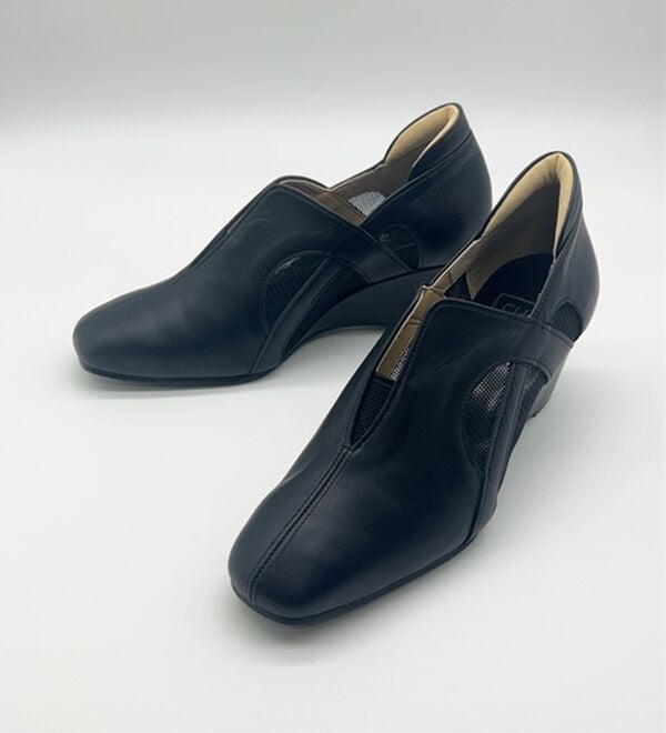 BELLUNA（ベルーナ）の「４Ｅ牛革エレガントラインシューズ（パンプス）」｜詳細画像