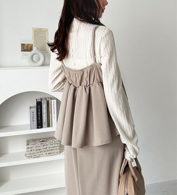 GeeRA（ジーラ）の「楽ちん！ペプラムキャミワンピース（カットソーワンピース）」｜詳細画像