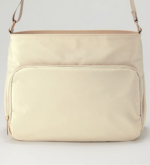 BELLUNA（ベルーナ）の「【２点セット】＜ＬＡＺＹ　ＳＵＳＡＮ＞花柄コード刺しゅう同色２点セット（ショルダーバッグ）」｜詳細画像