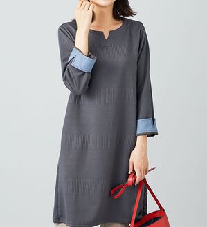 BELLUNA（ベルーナ）の「ボタン使いボーダージャカードワンピース（その他ワンピース）」｜チャコール