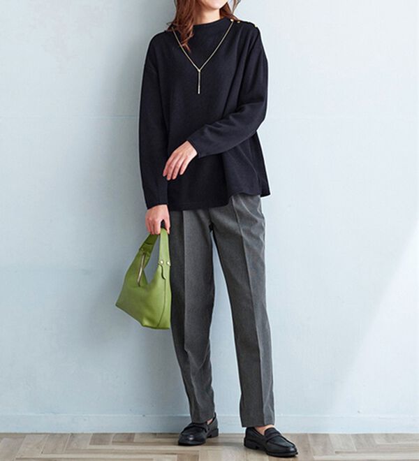 BELLUNA（ベルーナ）の「ニット見え素材肩ボタンプルオーバー（カットソー）」｜詳細画像