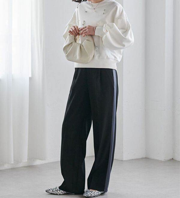 RANAN（ラナン）の「サイドラインシルエットパンツ（フルレングスパンツ）」｜詳細画像