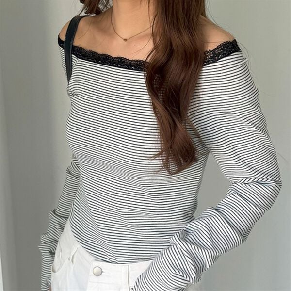 GeeRA（ジーラ）の「オフショルカットソー（カットソー）」｜詳細画像