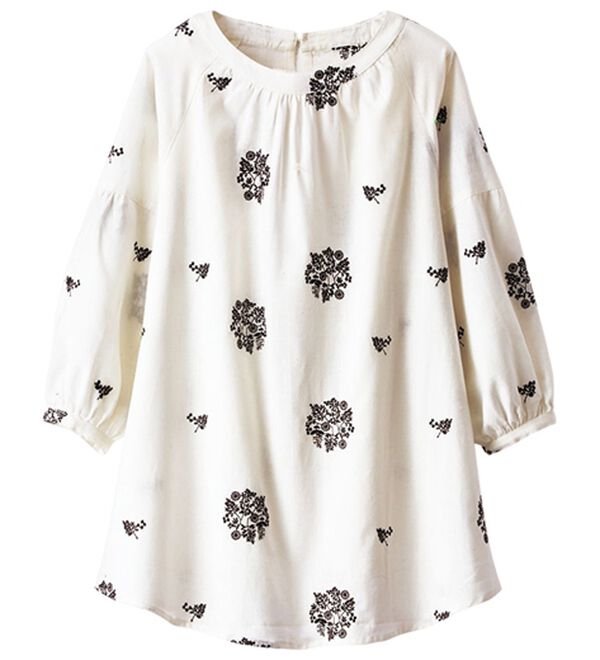 BELLUNA（ベルーナ）の「刺しゅうデザインふんわり袖ブラウス（ブラウス）」｜詳細画像