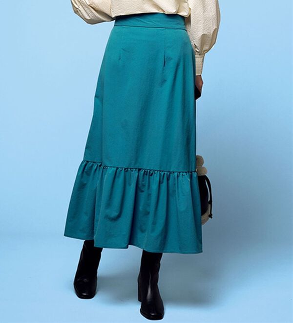 VINNO（ヴィノ）の「シャカ伸び！はっ水ギャザー切替スカート（ロングスカート）」｜ブルー