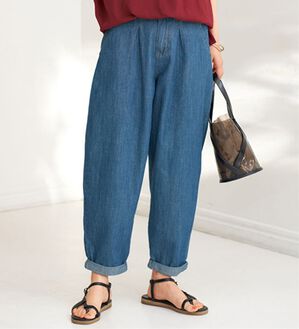 BELLUNA（ベルーナ）の「さらっと涼しげゆるテーパードデニムパンツ（フルレングスパンツ）」｜サックス