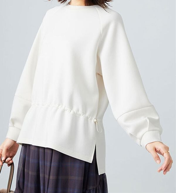BELLUNA（ベルーナ）の「とろみ素材ドロスト使いプルオーバー（カットソー）」｜詳細画像
