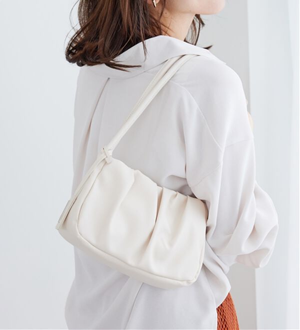 BELLUNA（ベルーナ）の「ギャザーデザインミニショルダーバッグ（その他バッグ）」｜詳細画像