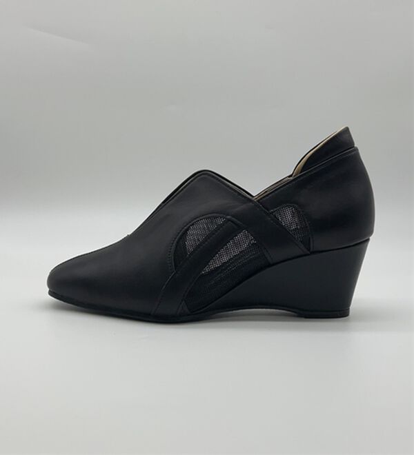 BELLUNA（ベルーナ）の「４Ｅ牛革エレガントラインシューズ（パンプス）」｜詳細画像