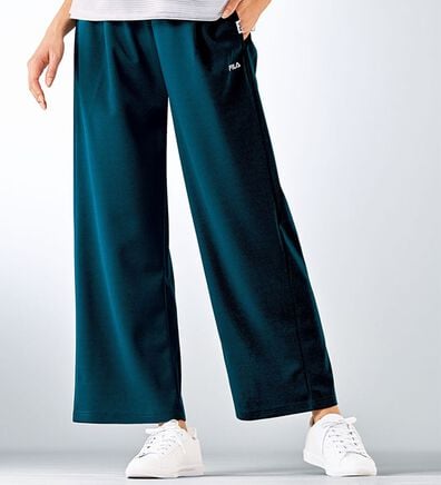 BELLUNA（ベルーナ）の「＜ＦＩＬＡ＞ジョーゼット素材タックワイドパンツ（ワイドパンツ・ガウチョ）」