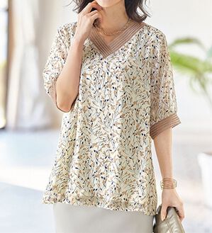 BELLUNA（ベルーナ）の「カットジャカード素材衿レースプリントブラウス（ブラウス）」｜オフ白系