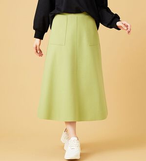 BELLUNA（ベルーナ）の「ふんわりメルトン素材ポケット付スカート（ロングスカート）」｜グリーン