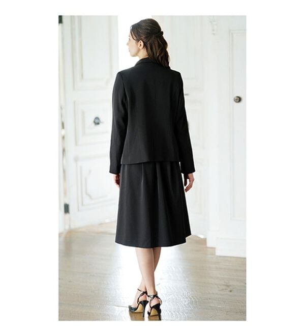 BELLUNA（ベルーナ）の「快適！ストレッチ素材ワンピースアンサンブル（ワンピースセットスーツ）」｜詳細画像