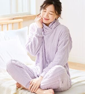 LAVIENNE（ラヴィエンヌ）の「寒がりさんのためのふわっもこケーブルフリースパジャマ（パジャマ・ルームウェア）」｜詳細画像