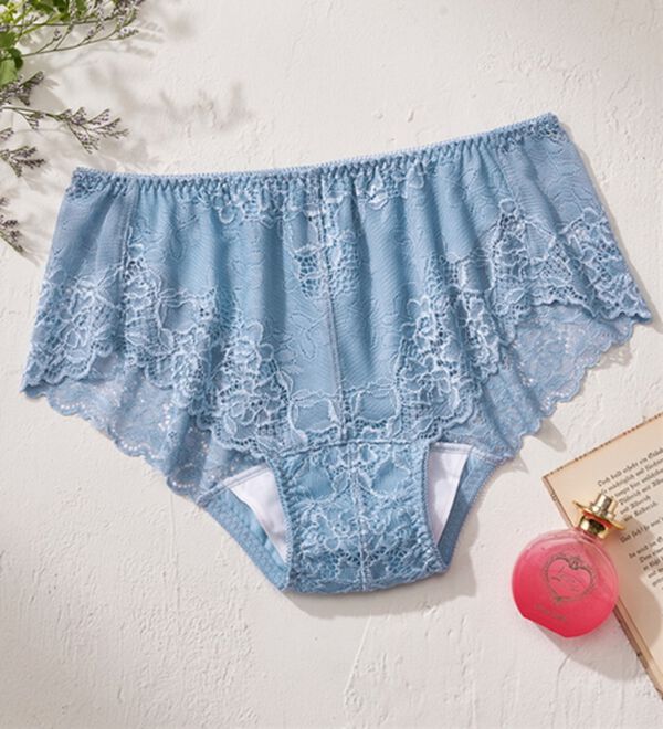 YU'NOW（ユナウ）の「総レースサニタリーショーツ（ショーツ）」｜ブルー