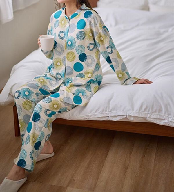 LAVIENNE（ラヴィエンヌ）の「綿入りキルトパジャマ（パジャマ・ルームウェア）」｜詳細画像