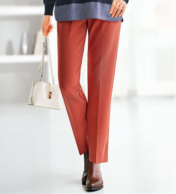 BELLUNA（ベルーナ）の「裏起毛ジョーゼット素材テーパードパンツ（テーパードパンツ）」｜コーラル