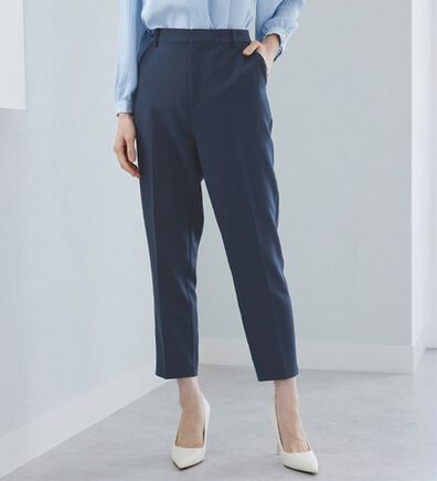 BELLUNA（ベルーナ）の「＜セレモニースタイル＞センタープレステーパードパンツ（テーパードパンツ）」