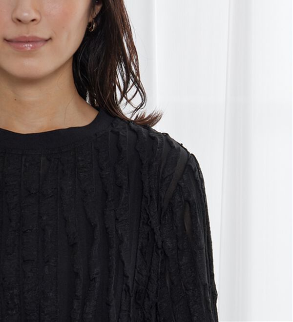 BELLUNA（ベルーナ）の「フリルジャカード素材プルオーバー（カットソー）」｜詳細画像