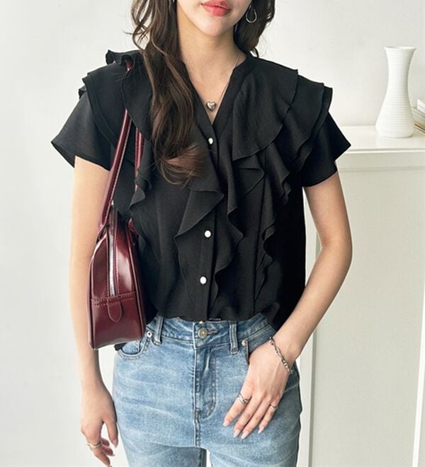 GeeRA（ジーラ）の「ラッフルフリルハーフスリーブブラウス（ブラウス）」｜詳細画像