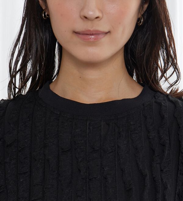 BELLUNA（ベルーナ）の「フリルジャカード素材プルオーバー（カットソー）」｜詳細画像