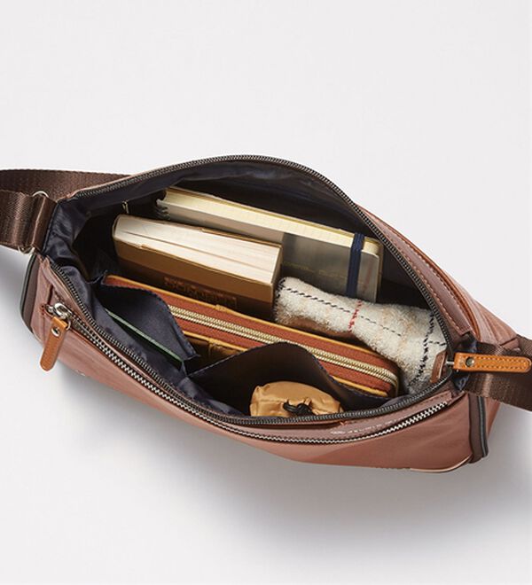 「＜アーノルド・パーマー＞シャドーショルダー（メンズショルダーバッグ）」｜詳細画像