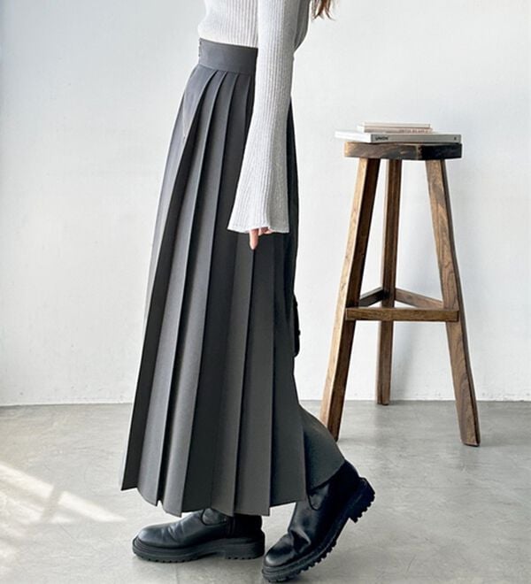 GeeRA（ジーラ）の「フロントファスナープリーツスカート（ロングスカート）」｜詳細画像