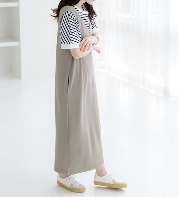 BELLUNA（ベルーナ）の「【２点セット】ロゴＴシャツ付ワンピースアンサンブル（アンサンブル）」｜詳細画像