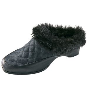 BELLUNA（ベルーナ）の「４Ｅキルティングファーミュール（フラットシューズ）」｜ブラック