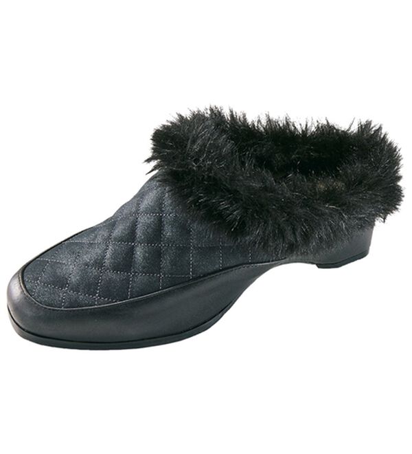 BELLUNA（ベルーナ）の「４Ｅキルティングファーミュール（フラットシューズ）」｜ブラック