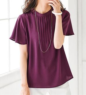 BELLUNA（ベルーナ）の「タック使い袖フレアーブラウス（ブラウス）」｜ワイン