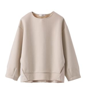 BELLUNA（ベルーナ）の「バックスリットデザイン異素材プルオーバー（カットソー）」｜ベージュ