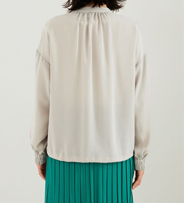 BELLUNA（ベルーナ）の「とろみ素材ポケットデザインブルゾン（ブルゾン）」｜詳細画像