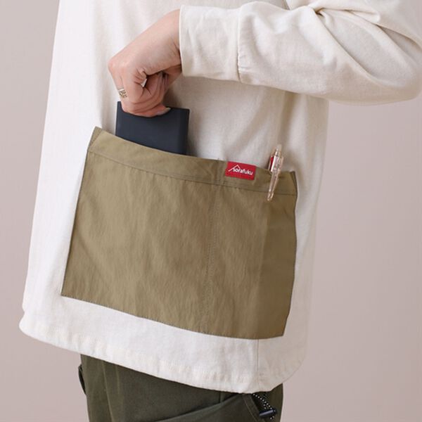 BELLUNA（ベルーナ）の「＜ｓｏｒａｆｕｋｕ＞ビッグポケット使いプルオーバー（カットソー）」｜詳細画像