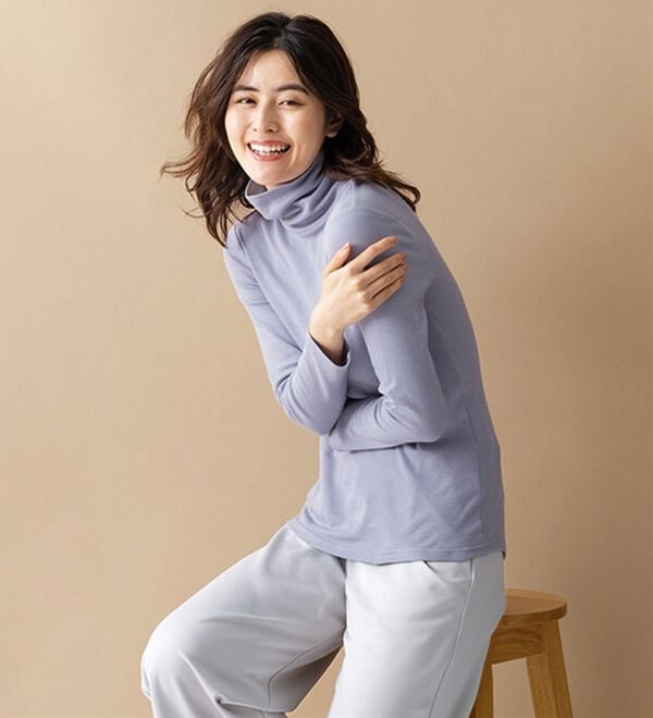 LAVIENNE（ラヴィエンヌ）の「【医師オススメ】綿１００％吸湿発熱あったかインナー　タートルネックインナー長袖（肌着・インナーウェア）」｜詳細画像