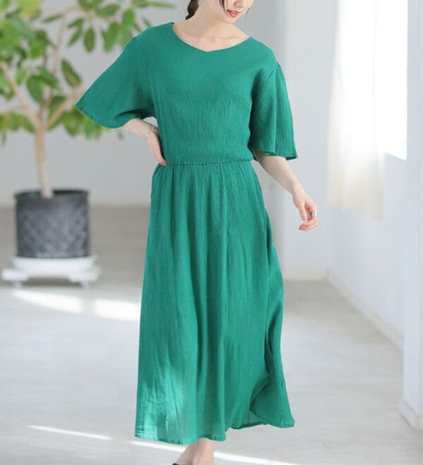 A HAPPY MARILYN（アハッピーマリリン）の「風通る 綿 楊柳 フレア袖 ウエストゴム ワンピース（カットソーワンピース）」｜グリーン