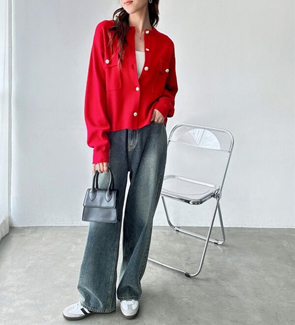 GeeRA（ジーラ）の「ロングシーズン使える！ゴールド調ボタンニットカーデ（ニットカーディガン）」｜詳細画像