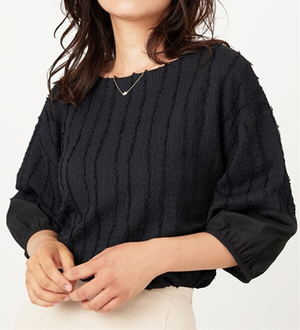 BELLUNA（ベルーナ）の「楊柳ストライプ刺しゅうブラウス（カットソー）」｜詳細画像