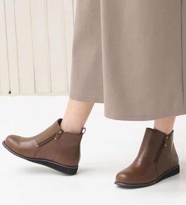 BELLUNA（ベルーナ）の「ゆったり５Ｅダブルファスナーブーツ（ブーツ）」｜詳細画像