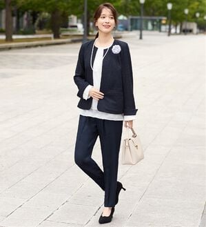 Viola e Viola（ヴィオラ エ ヴィオラ）の「【選べるボトムス】２点セット洗える！ツイードセットアップスーツ（パンツスーツ）」｜ネイビー系テーパード