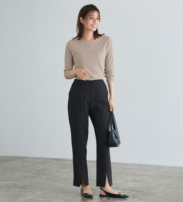 Pierrot（ピエロ）の「【ネックが選べる】テレコリブカットソー（カットソー）」｜詳細画像