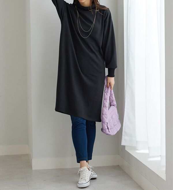 BELLUNA（ベルーナ）の「ふんわりなめらか裏ベロアワンピース（カットソーワンピース）」｜詳細画像