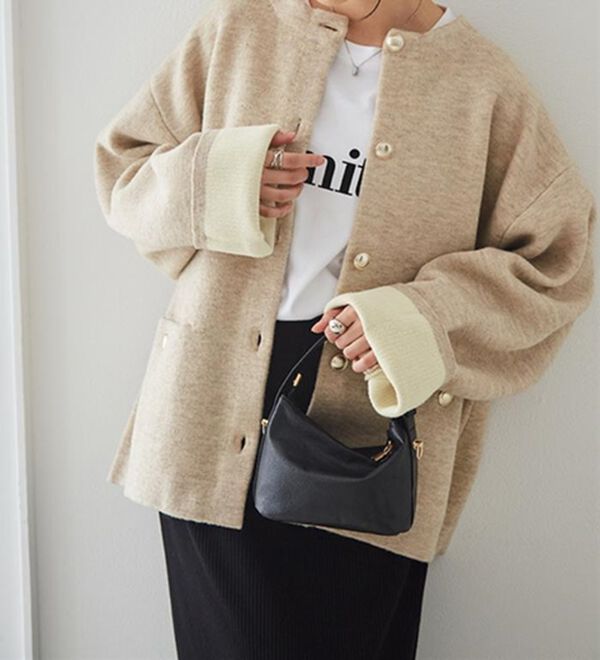 RANAN（ラナン）の「裏配色ゴールド調ボタンニットコーディガン（ニットカーディガン）」｜詳細画像