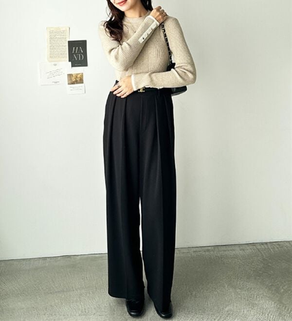 GeeRA（ジーラ）の「袖口ボタン配色ハイネックリブニット（ニット・セーター）」｜詳細画像