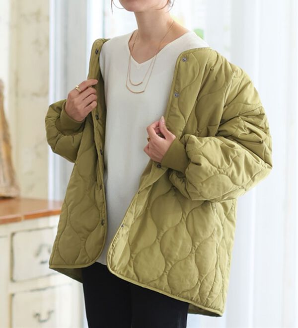 A HAPPY MARILYN（アハッピーマリリン）の「【Ｌ～８Ｌ】Ｒｉｎ フィット感軽減！Ｔシャツ感覚もっちりやわらかＶネックニット（ニット・セーター）」｜詳細画像