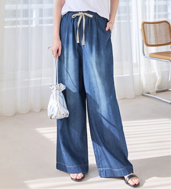 Viola e Viola（ヴィオラ エ ヴィオラ）の「涼やか！軽やか！極薄デニムイージーパンツ（その他パンツ）」｜ブルー