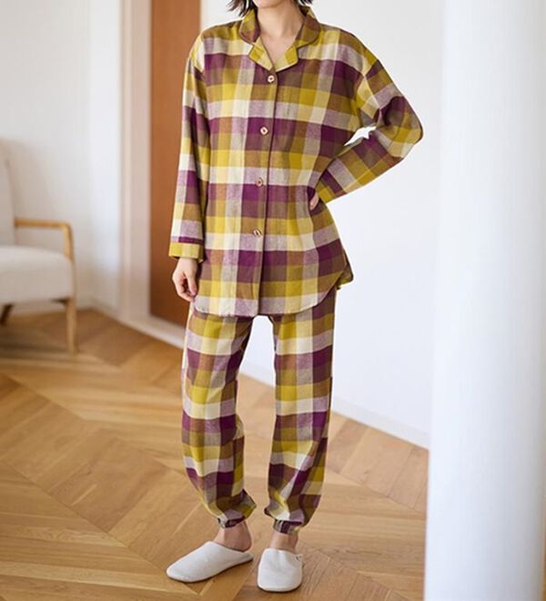 LAVIENNE（ラヴィエンヌ）の「綿１００％ふんわり柔か微起毛パジャマ（パジャマ・ルームウェア）」｜詳細画像