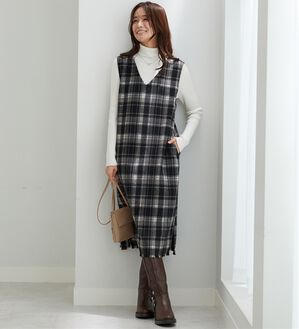 BELLUNA（ベルーナ）の「ポケット付！ふんわり起毛素材ジャンパースカート（ジャンパースカート）」｜詳細画像