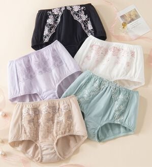 LAVIENNE（ラヴィエンヌ）の「【５色組】綿９５％のすっぽり華やかショーツ（ショーツ）」｜詳細画像